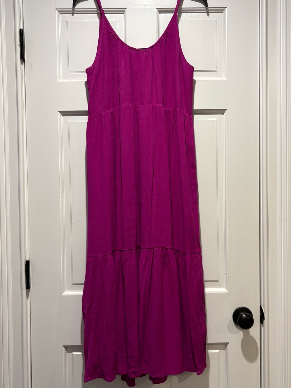 NWT LOFT Small Fuchsia Spaghetti Strap Tiered Maxi Dress - Picture 5 of 13
